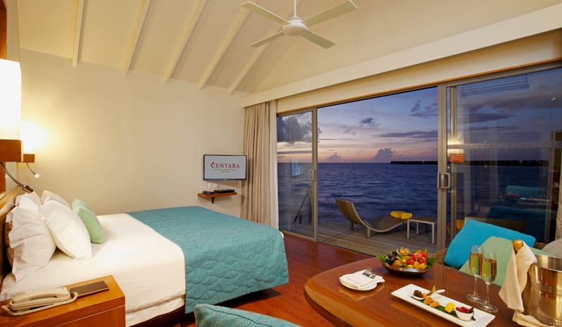 Centara Ras Fushi Resort & Spa-Deluxe Water Villa 3_6697